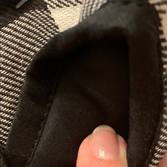 The Christmas Shoppe NWT black/white buffalo checked tree skirt - Picture 4 of 4